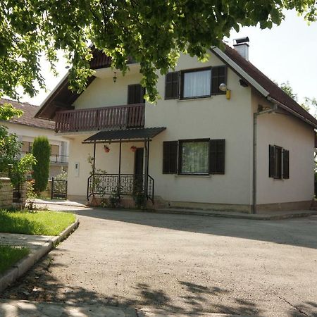 Guest House Sveti Marko Gacka Оточац Екстер'єр фото